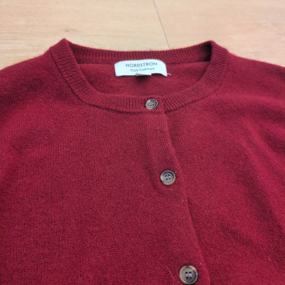 Nordstrom Women Small 100% Cashmere Cardigan Sweater Burgundy Red Button Up - Picture 2 of 6